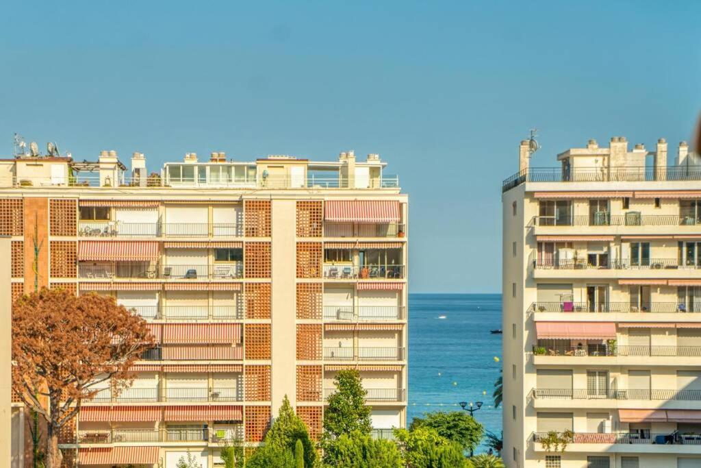 Blue Beach Roquebrune-Cap-Martin Exterior photo